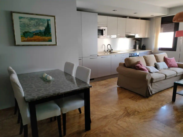 Moderno y amplio apartamento en Valdeolleros, Córdoba. - Imagen 3